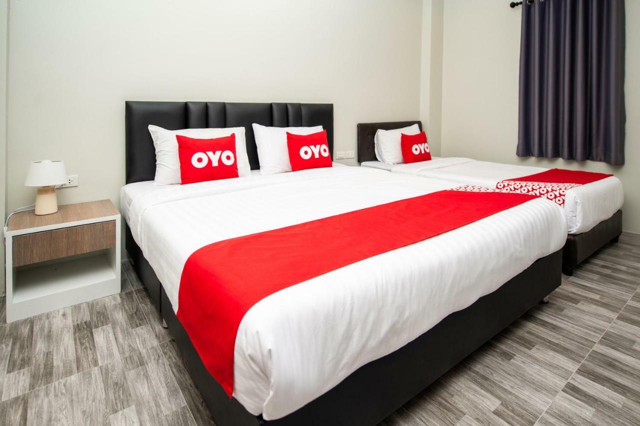 Oyo 259 Baan Napatr Hotell Bang Tao-stranden Eksteriør bilde